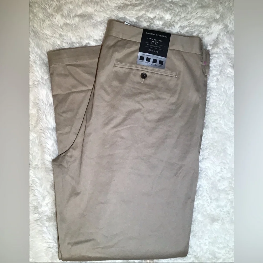 Banana Republic Rapid movement chino khaki pants size 38